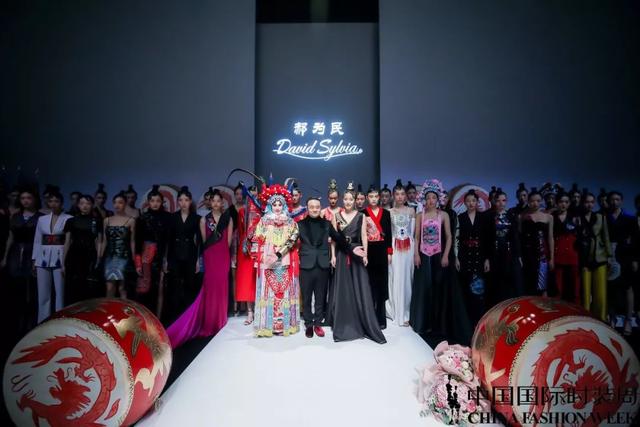 SS20时装周 | 京艳时尚·梦回华夏！David Sylvia &郝为民 2020 SS中国国际时装周《京梦》主题秀上演